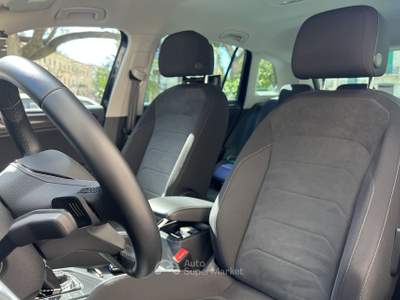 Volkswagen Tiguan VOLKSWAGEN Tiguan 2.0 TDI 150 CV SCR DSG Elegance Nero usata Messina