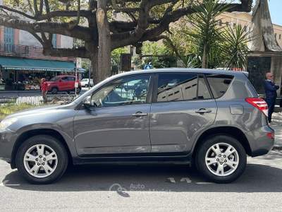 Toyota RAV4 TOYOTA RAV4 Crossover 2.2 D-4D 150 CV DPF Sol Grigio usata Messina