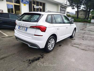 Skoda Kamiq Kamiq 1.0 tsi Ambition 95cv PROMO "RF SUMMER SALES" Bianco usata Calenzano