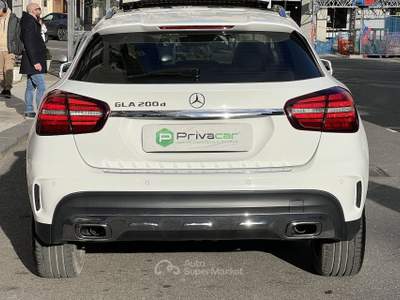 Mercedes-Benz GLA MERCEDES GLA 200 d Automatic Premium Bianco usata Messina
