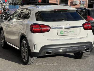 Mercedes-Benz GLA MERCEDES GLA 200 d Automatic Premium Bianco usata Messina