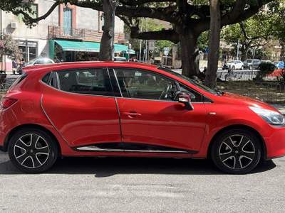 Renault Clio RENAULT Clio dCi 8V 75 CV Start&Stop 5 porte Energy Duel Rosso usata Messina