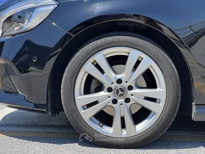Mercedes-Benz Classe A MERCEDES A 180 d Automatic Sport Nero usata Messina