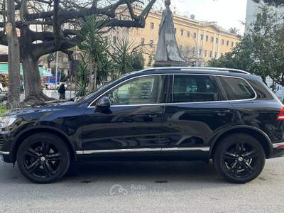 Volkswagen Touareg VOLKSWAGEN Touareg 3.0 TDI 204 CV tiptronic BlueMotion Techn. Executive Nero usata Messina