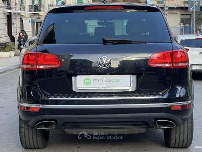 Volkswagen Touareg VOLKSWAGEN Touareg 3.0 TDI 204 CV tiptronic BlueMotion Techn. Executive Nero usata Messina