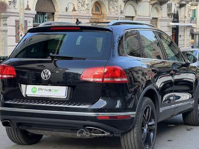 Volkswagen Touareg VOLKSWAGEN Touareg 3.0 TDI 204 CV tiptronic BlueMotion Techn. Executive Nero usata Messina