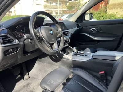 BMW Serie 3 318d BMW 318d 48V Business Advantage Grigio usata Messina
