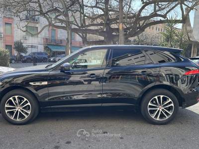 Jaguar F-Pace JAGUAR F-Pace 2.0 D 180 CV AWD aut. R-Sport Nero usata Messina