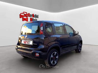 Fiat Panda *Promo Anticipo Zero* CROSS 1.0 GSE HYBRID 70CV 5 POSTI ***ADATTA PER NEOPATENTATI*** Nero usata Cologno Monzese
