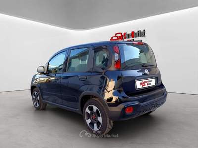 Fiat Panda *Promo Anticipo Zero* CROSS 1.0 GSE HYBRID 70CV 5 POSTI ***ADATTA PER NEOPATENTATI*** Nero usata Cologno Monzese