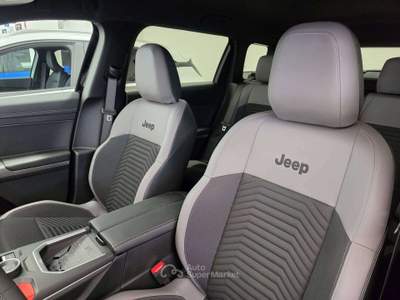 Jeep Compass Compass 1.2 Turbo e-hybrid First Edition fwd 145cv edct6 Nero usata Torino