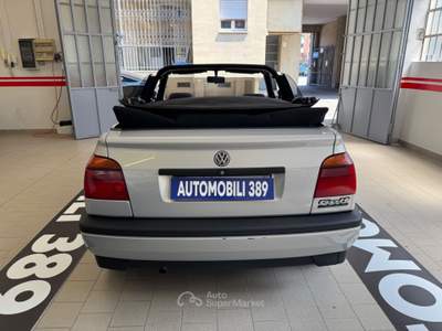 Volkswagen Golf Cabriolet 1.8 cat (75 CV) Basic Grigio usata Torino