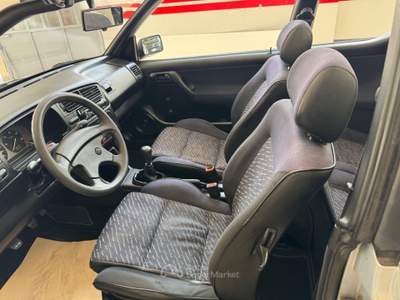Volkswagen Golf Cabriolet 1.8 cat (75 CV) Basic Grigio usata Torino