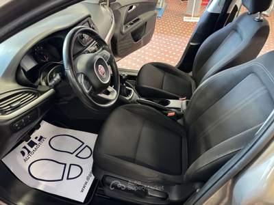 Fiat Tipo Tipo 1.4 5 porte Easy Beige usata Cinisello Balsamo