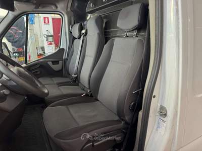 Renault Master Master T28 2.3 dCi/135 PC-TN Furgone Twin Turbo S& Bianco usata Cinisello Balsamo