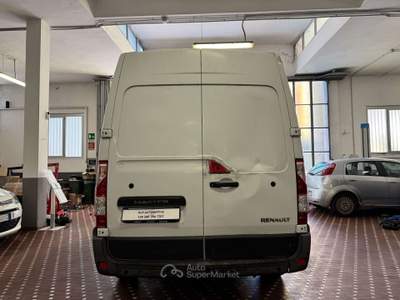Renault Master Master T28 2.3 dCi/135 PC-TN Furgone Twin Turbo S& Bianco usata Cinisello Balsamo