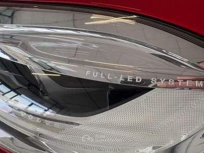 Volvo V40 R-DESIGN D2 2.0 120 CV 6mt Rosso usata Bagnaria Arsa