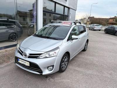 Toyota Verso ACTIVE 1.6 D-4D 7 posti Argento usata Bagnaria Arsa