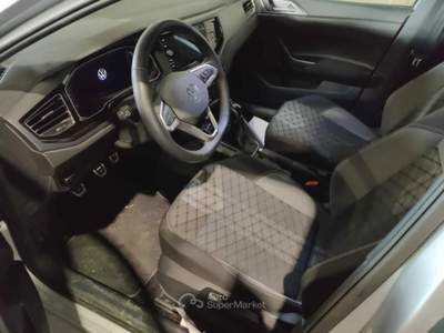 Volkswagen Taigo VOLKS TAIGO 1.0 TSI R-LINE 115CV Taigo 1.0 tsi R-Line 115cv Argento usata Roma