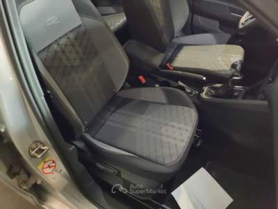 Volkswagen Taigo VOLKS TAIGO 1.0 TSI R-LINE 115CV Taigo 1.0 tsi R-Line 115cv Argento usata Roma