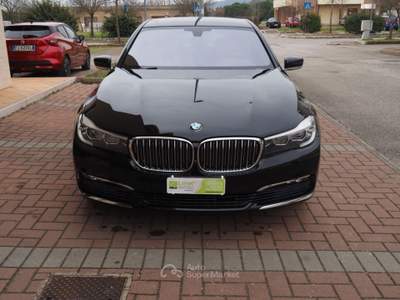 BMW Serie 7 730d D con promoFINANZIAMENTO Nero usata Magione