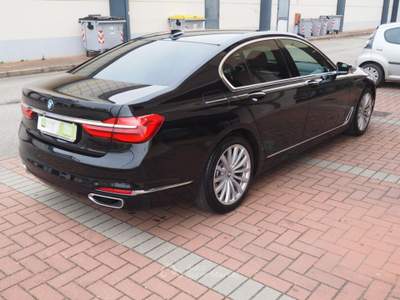 BMW Serie 7 730d D con promoFINANZIAMENTO Nero usata Magione