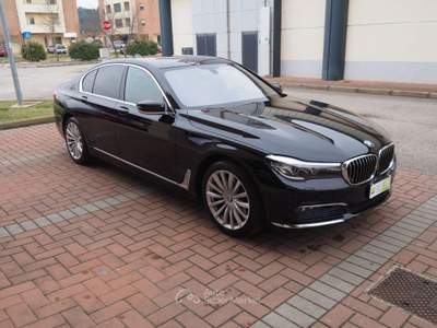 BMW Serie 7 730d D con promoFINANZIAMENTO Nero usata Magione