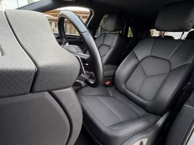 Porsche Macan Porsche Macan cerchi 21" Pack Chrono Camera PASM 265cv Argento usata Roma