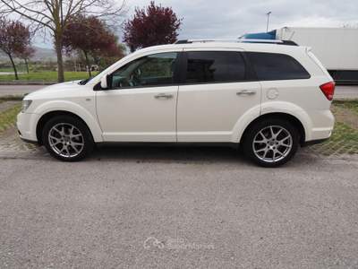 Fiat Freemont 2.0 Mjt 170 CV 4x4 aut. Lounge finanziabile Bianco usata Magione