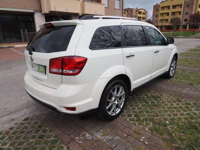 Fiat Freemont 2.0 Mjt 170 CV 4x4 aut. Lounge finanziabile Bianco usata Magione