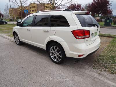 Fiat Freemont 2.0 Mjt 170 CV 4x4 aut. Lounge finanziabile Bianco usata Magione