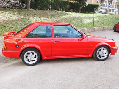 Ford Escort 1.6i turbo RS Rosso usata Magione