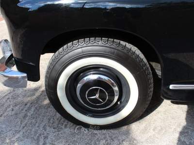 Mercedes-Benz Classe C MANUALE RESTAURO TOTALE ASI ORO Nero usata Magione