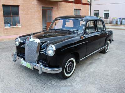 Mercedes-Benz Classe C MANUALE RESTAURO TOTALE ASI ORO Nero usata Magione