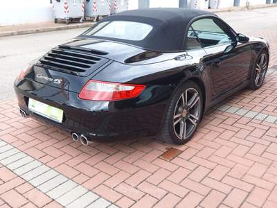 Porsche 911 CARRERA 4S CABRIO MANUALE Nero usata Magione