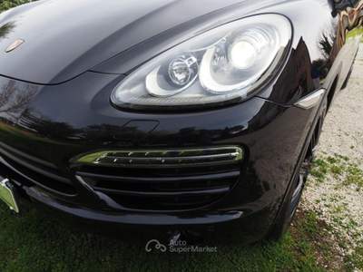 Porsche Cayenne 3.0 Diesel finanziabile Nero usata Magione