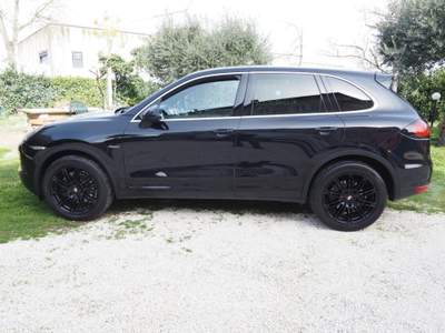 Porsche Cayenne 3.0 Diesel finanziabile Nero usata Magione