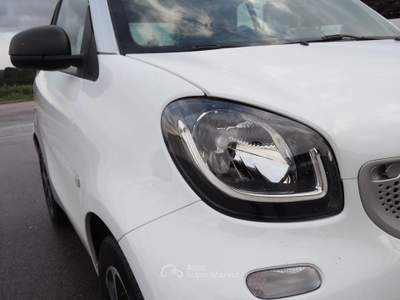 Smart ForTwo 70 1.0 cabrio Passion FINANZIABILE neopatentati Bianco usata Magione