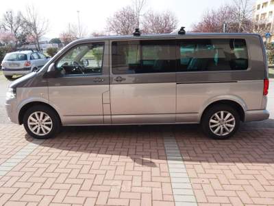 Volkswagen Caravelle T5 AUTOMATICO 4 MOTION 2.0 TDI PASSO LUNGO Grigio usata Magione