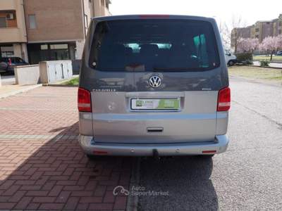 Volkswagen Caravelle T5 AUTOMATICO 4 MOTION 2.0 TDI PASSO LUNGO Grigio usata Magione