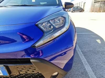Toyota Aygo X 1.0 VVT-i 72 CV 5 porte Lou S-CVT Blu/Azzurro usata Barletta