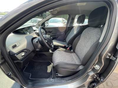 Lancia Ypsilon 1.0 firefly hybrid Silver s&amp;s 70cv Grigio usata Sarego