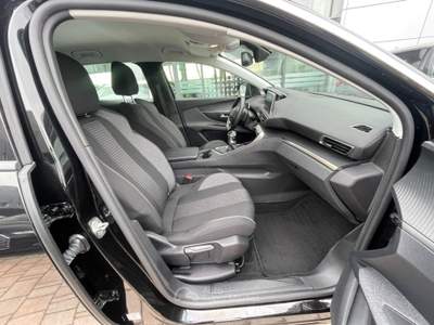 Peugeot 3008 1.5 BlueHDI Active Pack Start&amp;Stop 130cv Nero usata Sarego