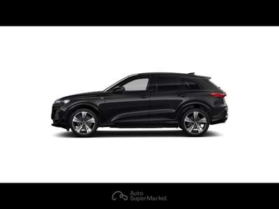 Audi TT Audi Q5 SUV S line edition TDI  150 kW S tronic Nero usata San Fior