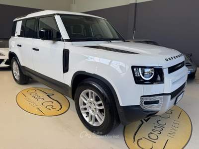 Land Rover Defender 110 2.0 SD4 AWD SE Bianco usata Medesano
