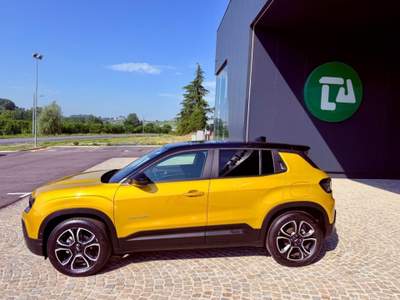 Jeep Avenger UNIPRO - SUMMIT - KM 25.000 - PROMO FINANZIAMENTO Giallo usata Castagnole delle Lanze