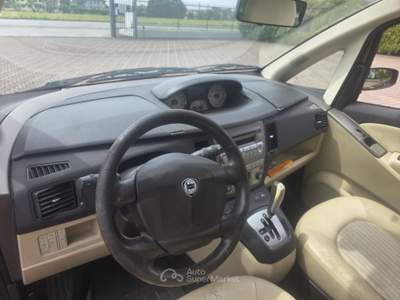 Lancia Musa 1.4 16V Oro Beige usata Montagnana