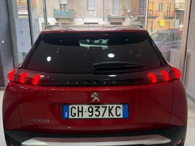 Peugeot 2008 80.000 km Rosso usata Moncalieri