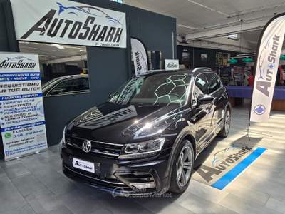 Volkswagen Tiguan VOLKSWAGEN TIGUAN 1.6 TDI R-LINE SPORT Nero usata Torino
