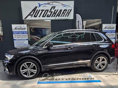 Volkswagen Tiguan VOLKSWAGEN TIGUAN 1.6 TDI R-LINE SPORT Nero usata Torino